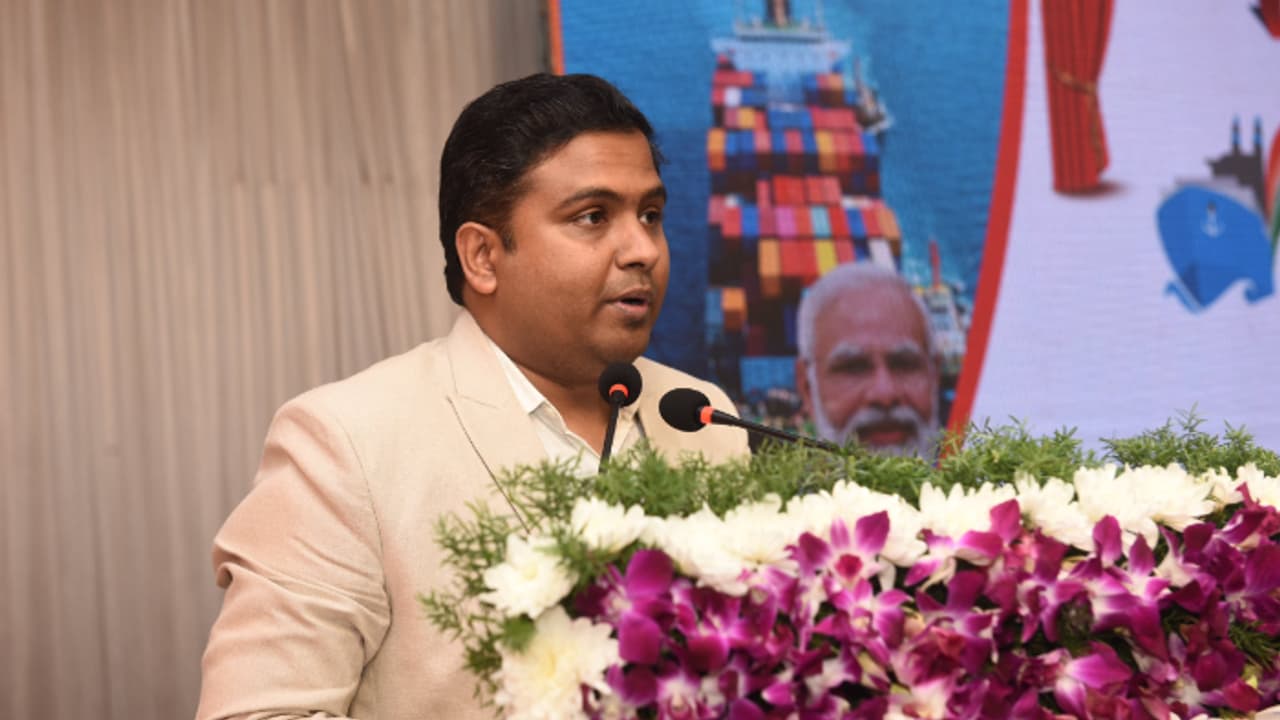 Mullai Muhilan Mullai Muhilan