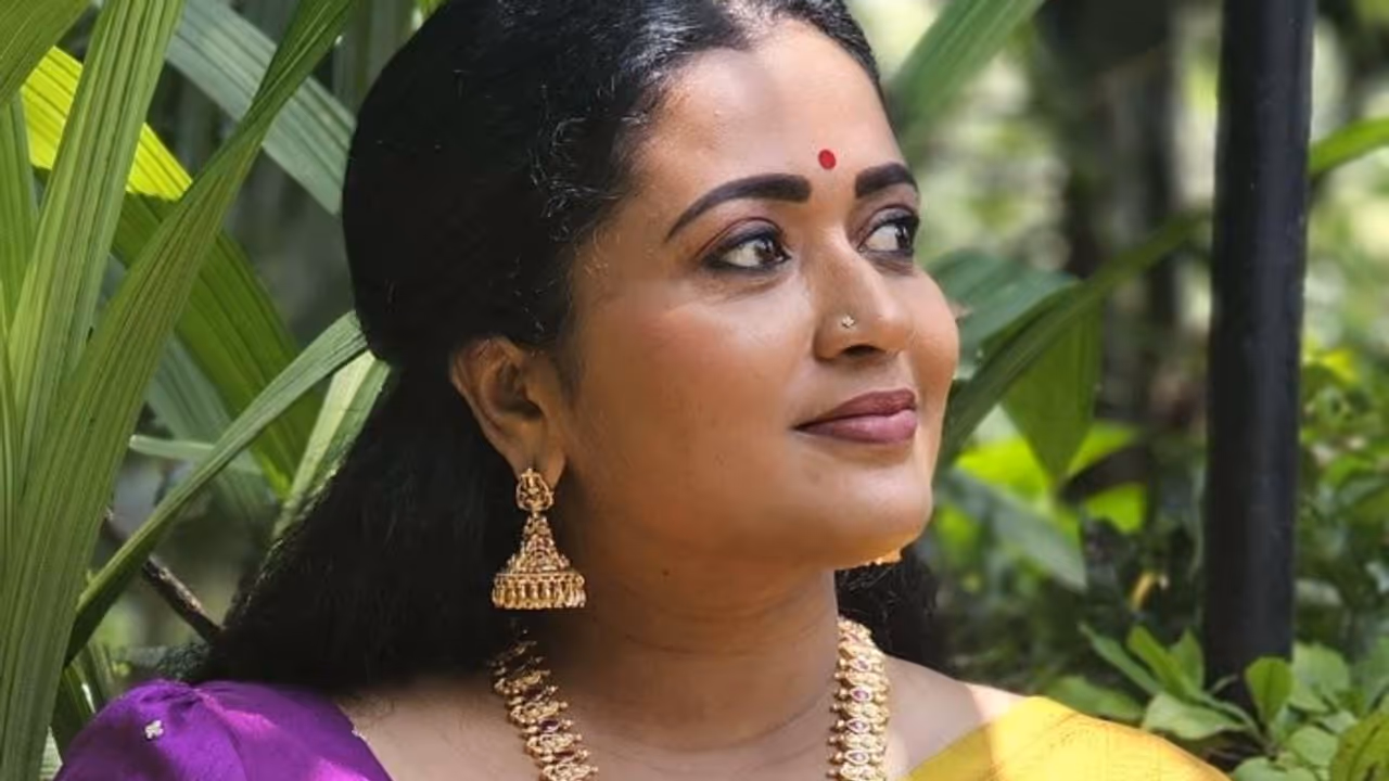 that big a house is not needed now a days i feel says manju pathrose