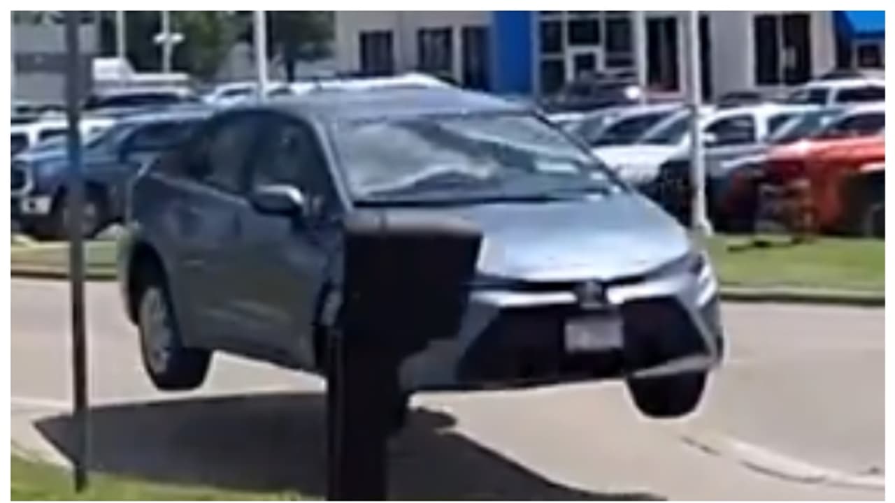 Extreme heat buckles road, sends car flying in Missouri