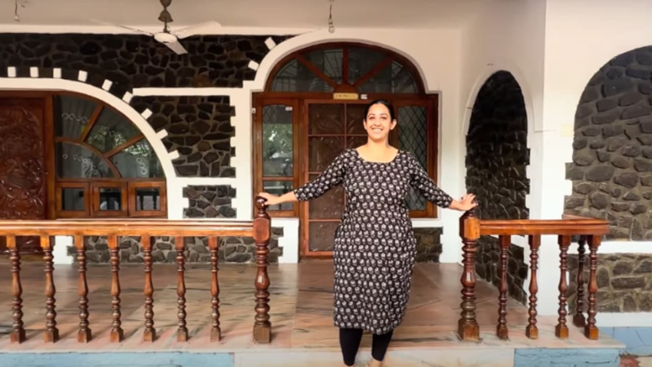 sowbhagya venkitesh and family start living in new house video sowbhagya venkitesh and family start living in new house video