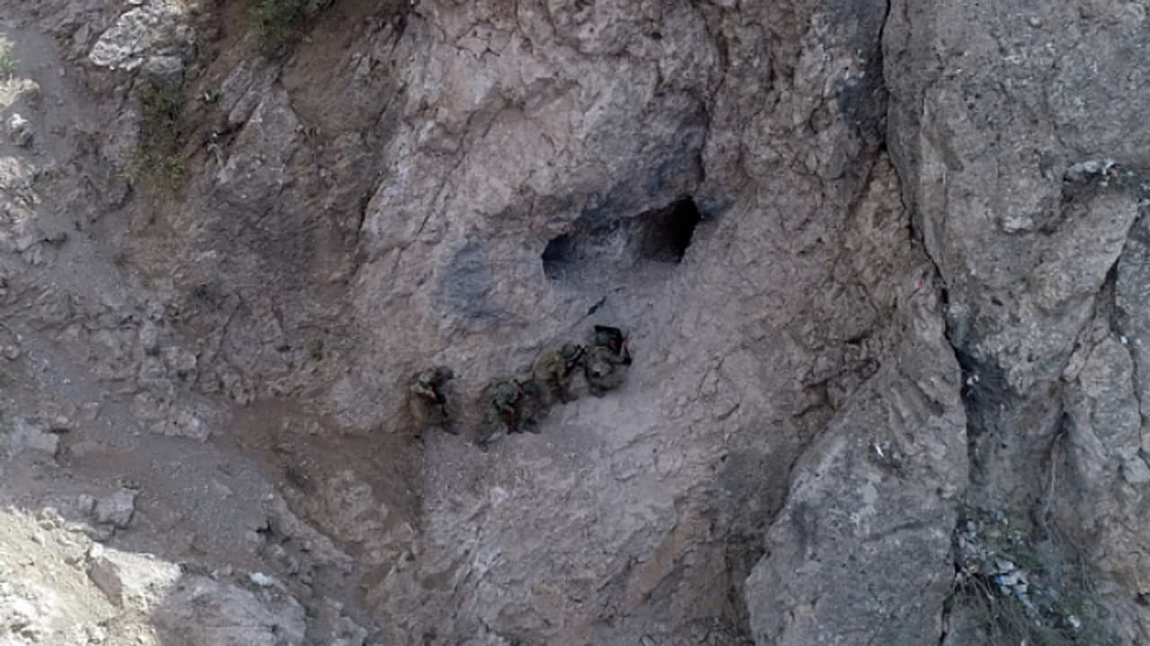 Claw Lock Operation region Claw Lock Operation region