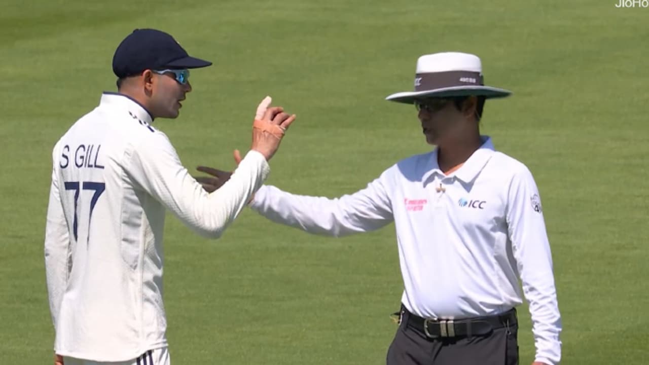 Shubman Gill Umpire