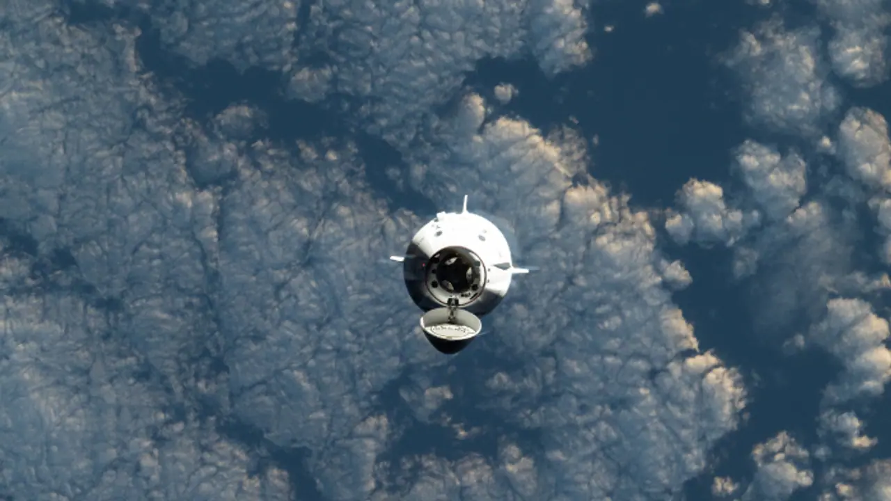 Ax 4 Undocking
