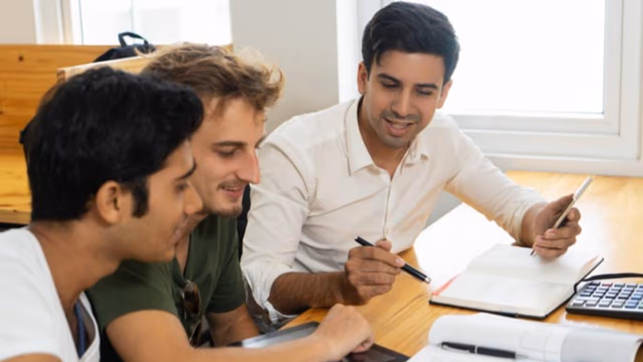 Best Term Insurance Plans in India & How to Use a Premium Calculator