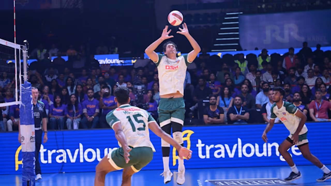 Bengaluru Torpedoes Outlast Calicut Heroes in PVL Nail Biter