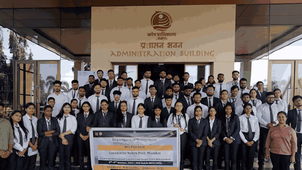 Experiential Learning in Action: Wet Port Visit at JNPT, Mumbai