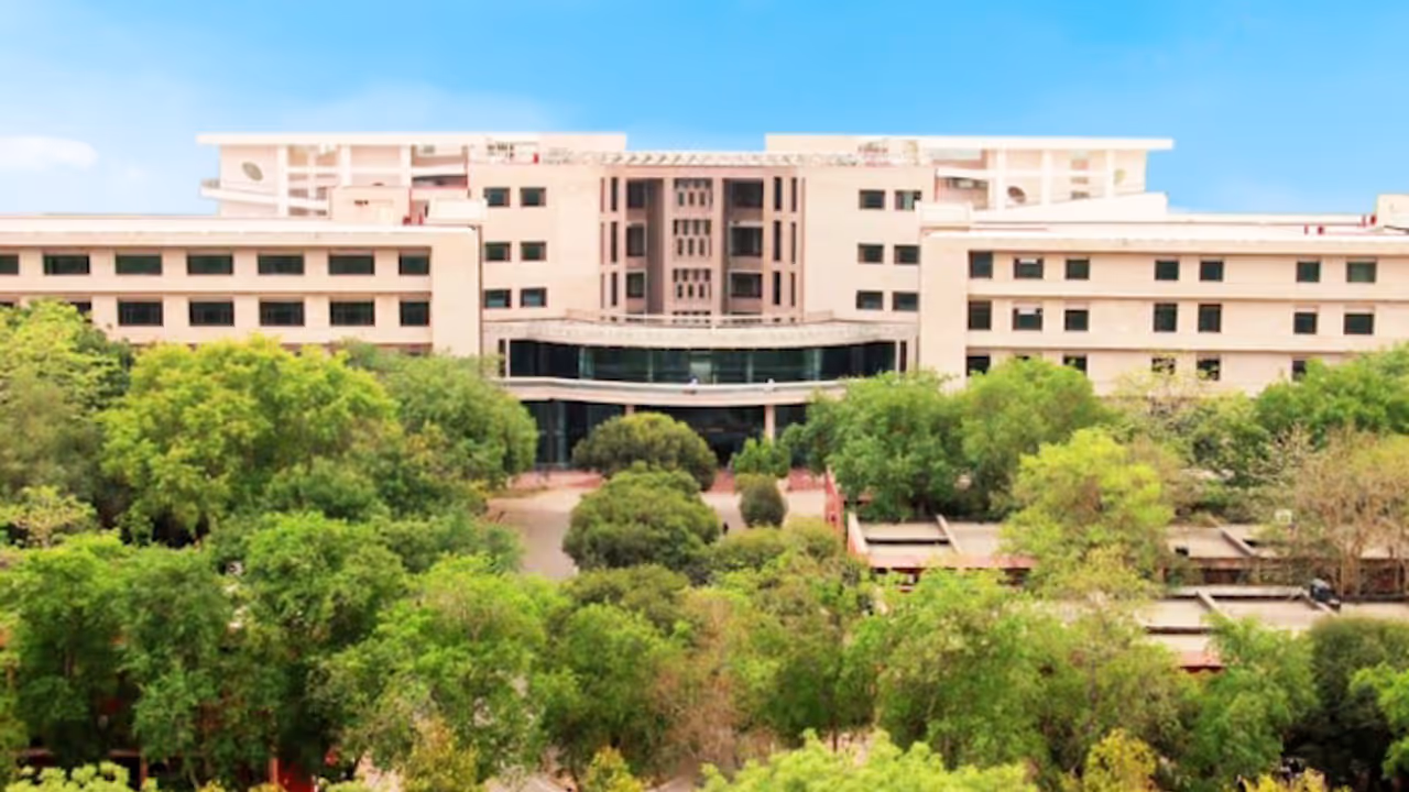 IIT Delhi Opens Admissions for 7th Batch of Quantum Computing & ML