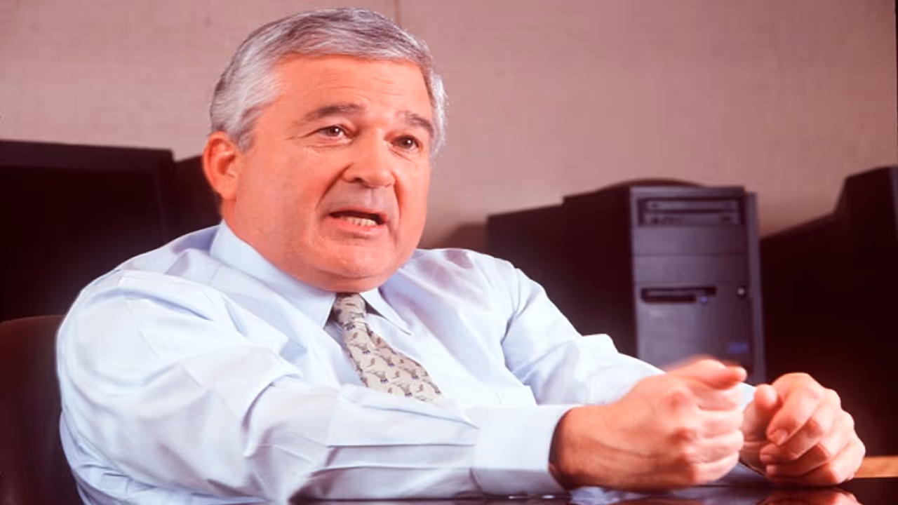 Lou Gerstner Lou Gerstner