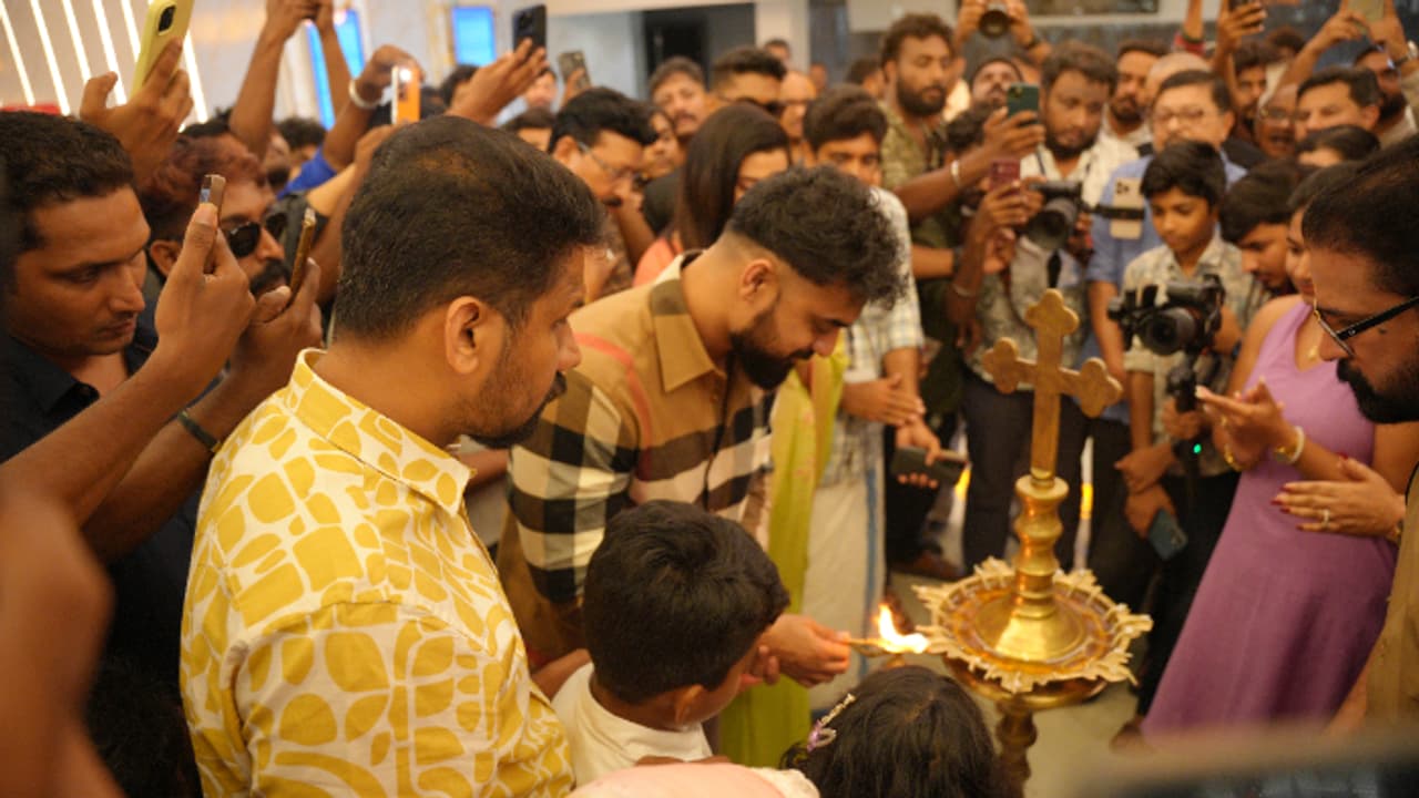 Tovino Thomas Tovino Thomas
