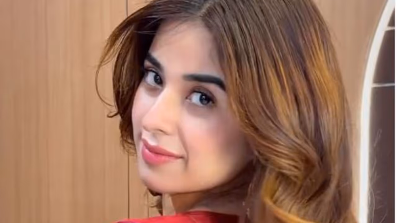 Aparna Aparna