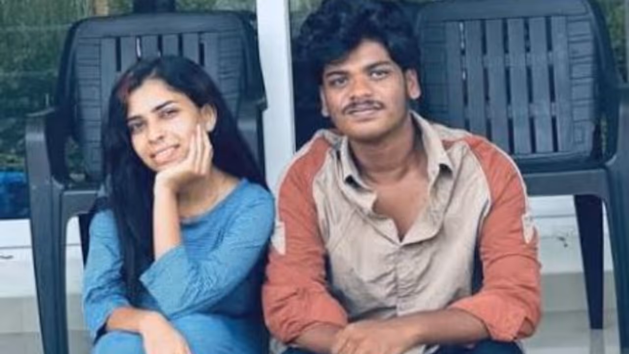 Kichu Sudhi Kichu Sudhi