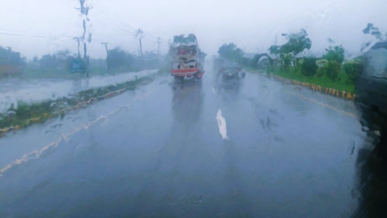 Heavy rain warnings Heavy rain warnings