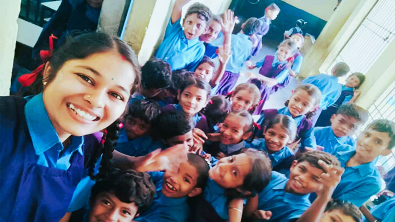 Raipur School teacher wears student uniform Raipur School teacher wears student uniform