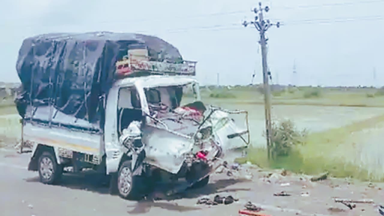 Big accident on Ahmedabad Rajkot highway