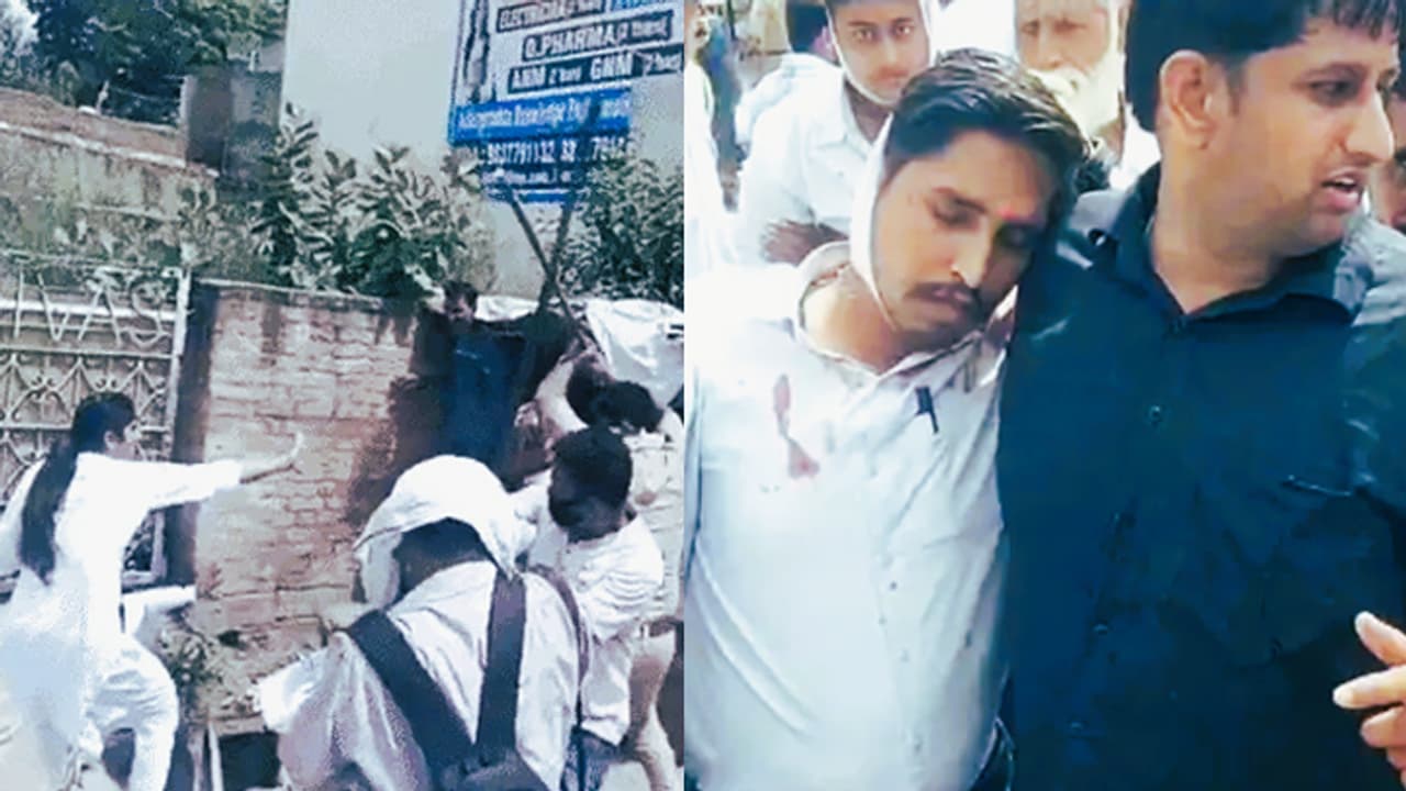 Police lathicharge on Hapur lawyers