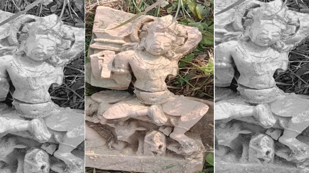 Ancient idol of Shiva found in Moradabad Ancient idol of Shiva found in Moradabad
