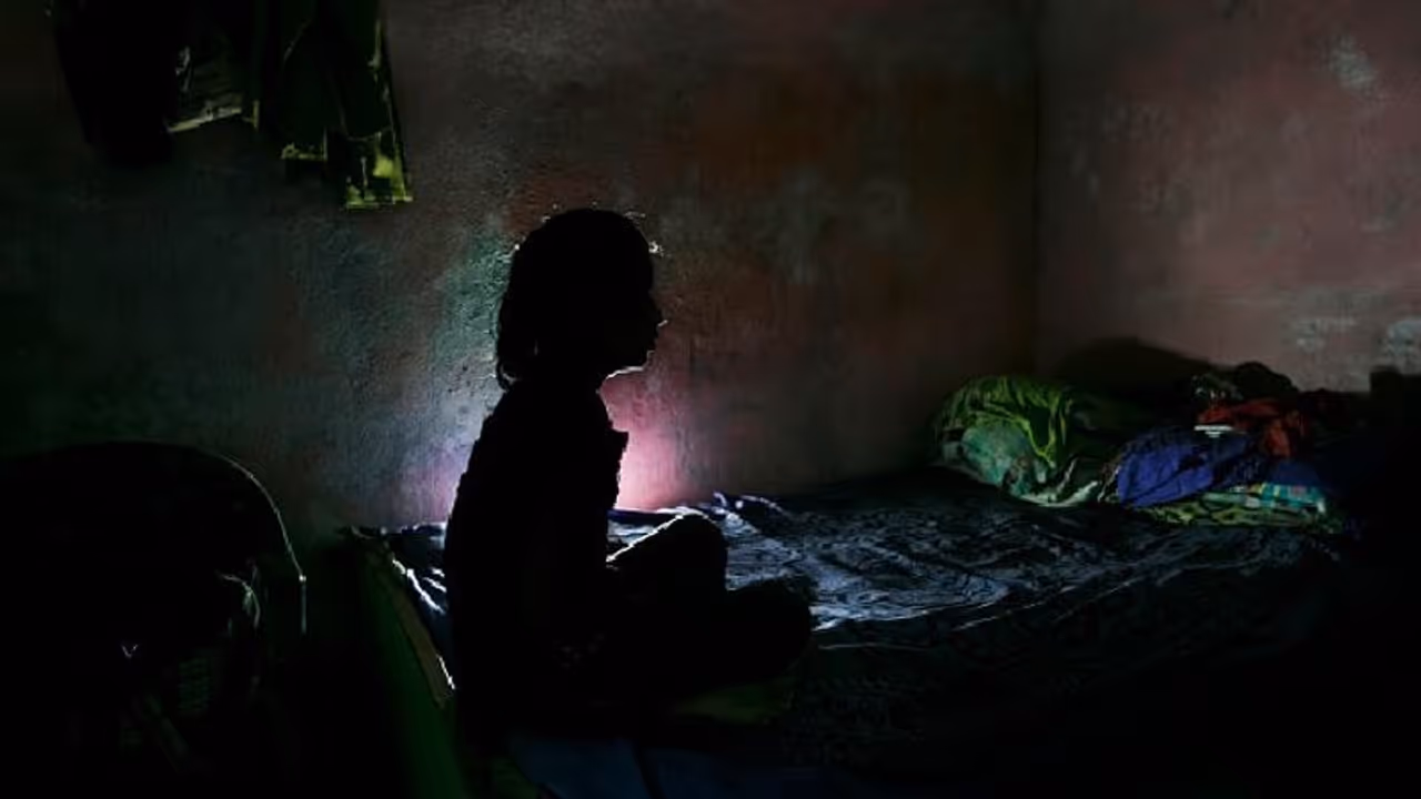 Gujarat crime 5 year old girl raped Gujarat crime 5 year old girl raped