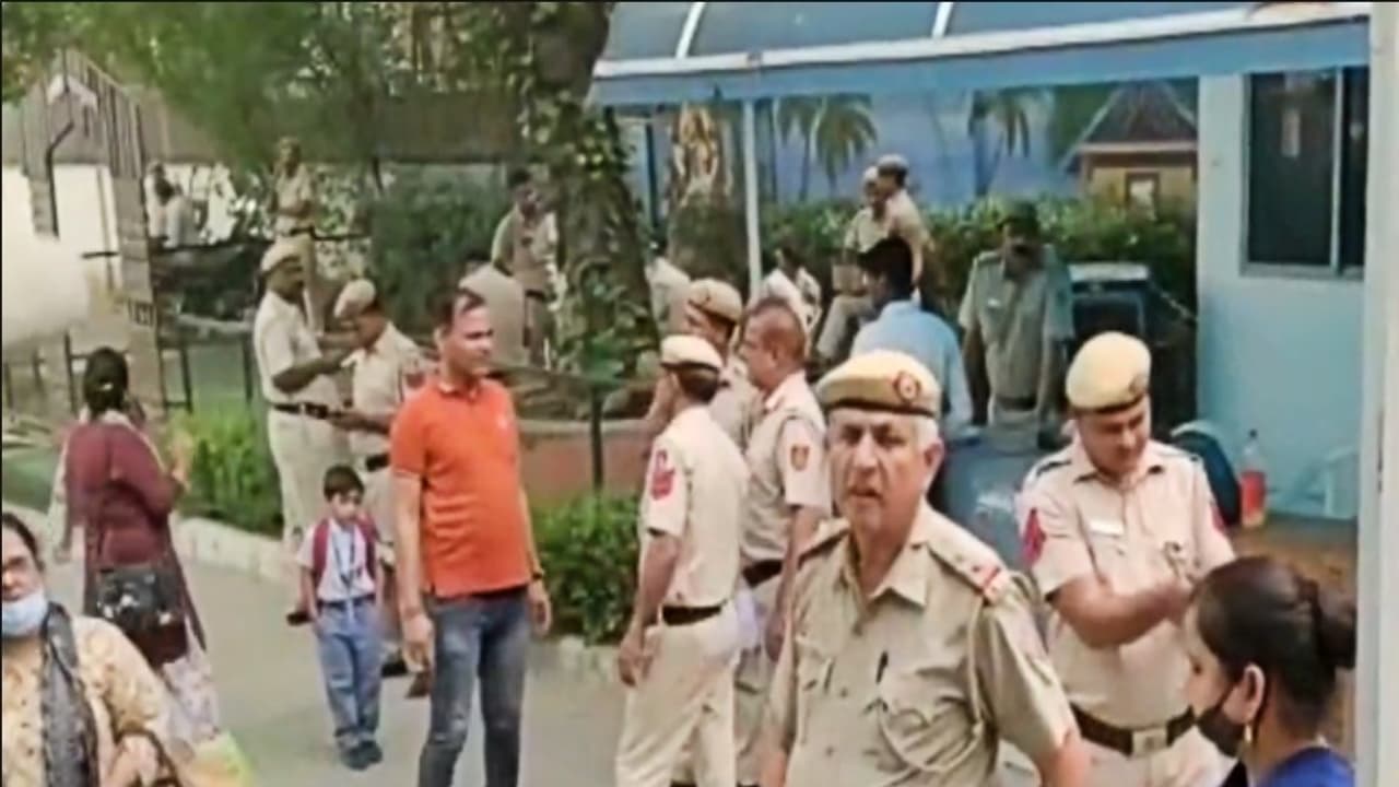 South Delhi Pushp Vihar School