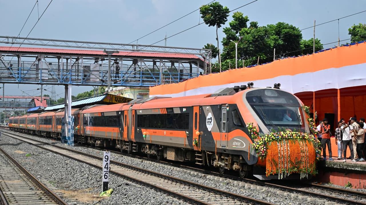 vande bharat sleeper depot bengaluru thanisandra vande bharat sleeper depot bengaluru thanisandra