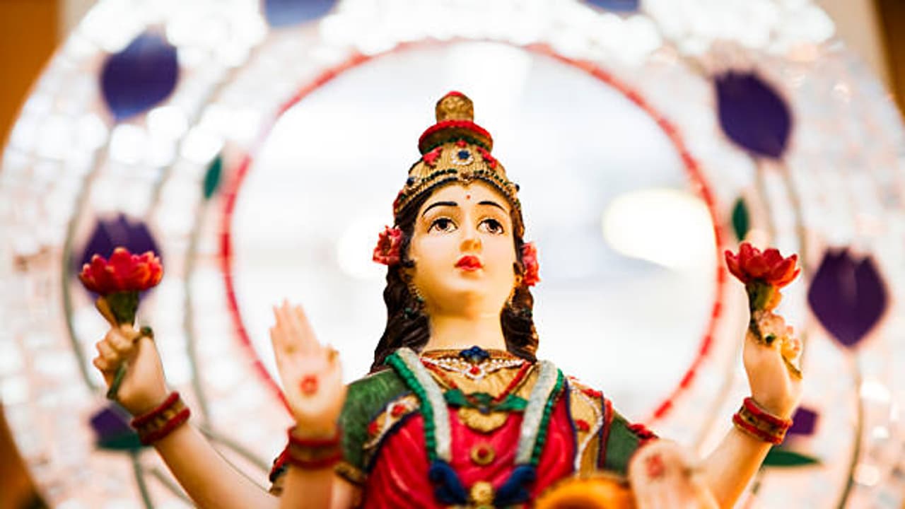 Maa Lakshmi Maa Lakshmi