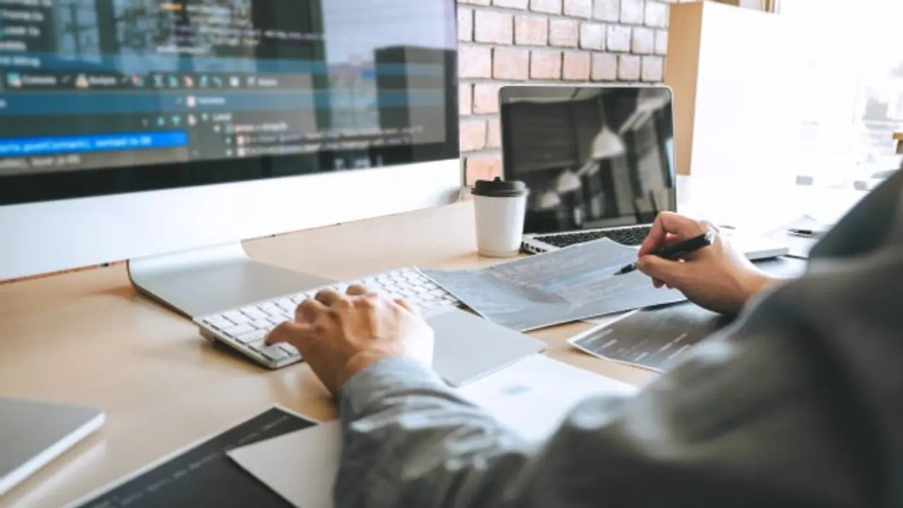 students cook akash nautiyal learnt coding skills now earning in lakhs kpt