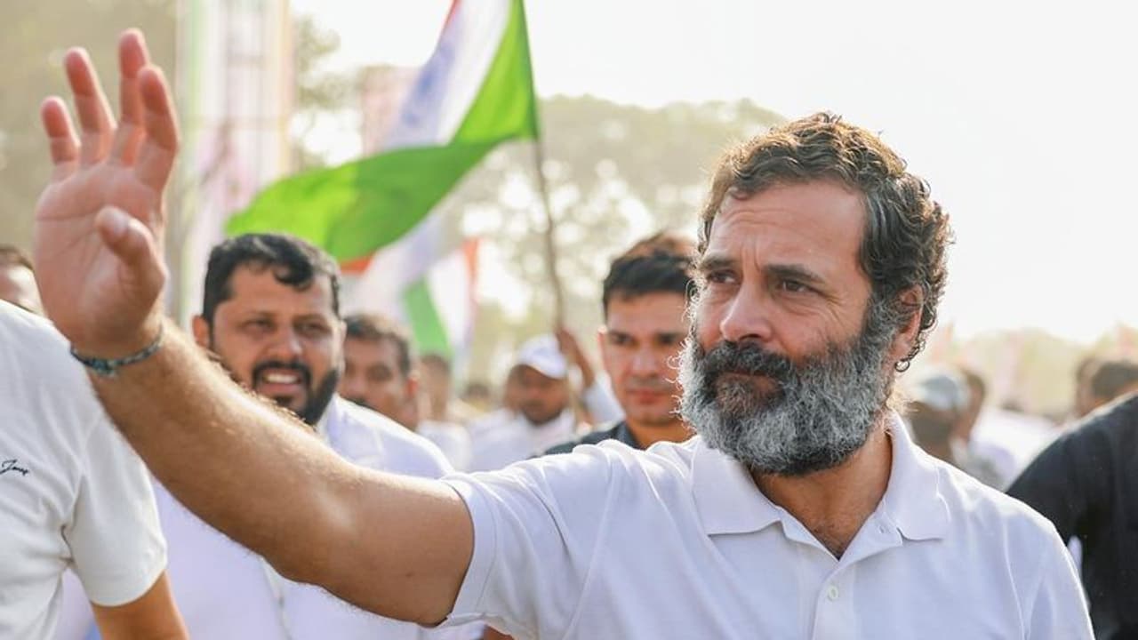 cpm praised bharat jodo yatra in central committee report