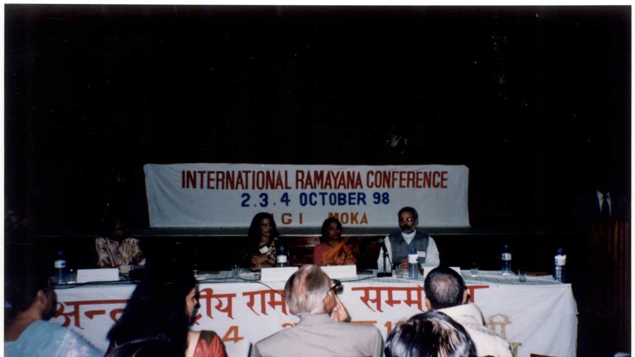 pm modi visited mauritius in 1998