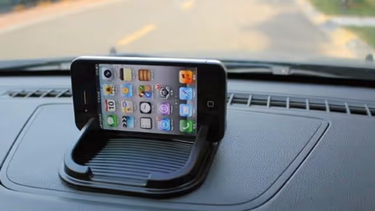 How AC is Danger In Car How AC is Danger In Car