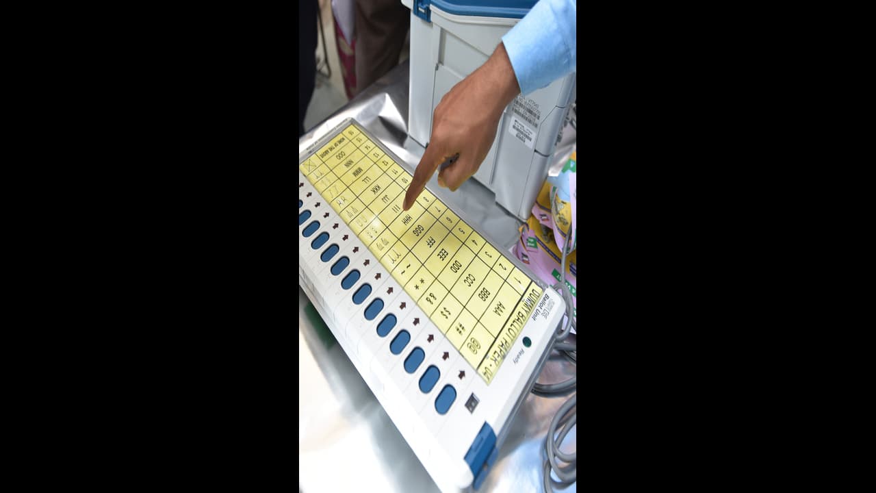 Haryana Election 2024 date may change demanded by BJP and Indian National Lok Dal Haryana Election 2024 date may change demanded by BJP and Indian National Lok Dal