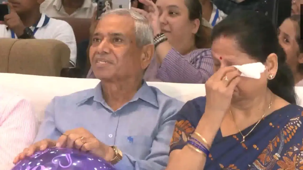 Shubhanshu Shukla's parents Shubhanshu Shukla's parents