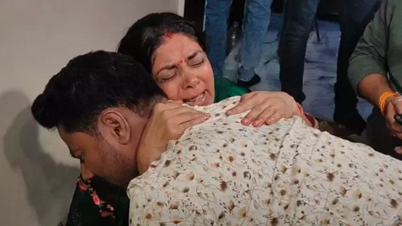 Raja Raghuvanshi mother Raja Raghuvanshi mother