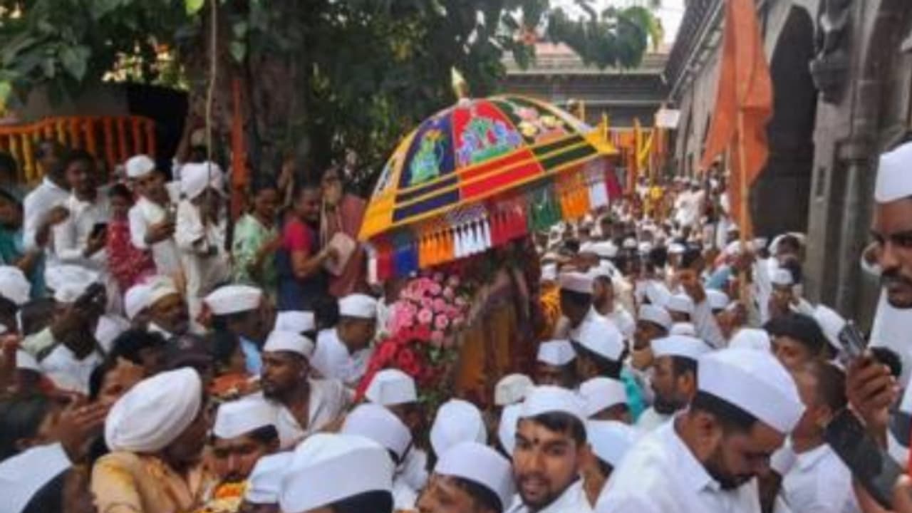 Sant Tukaram Maharaj palkhi Sant Tukaram Maharaj palkhi
