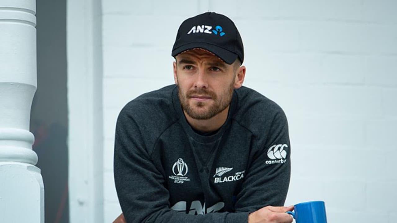 Tom Blundell Tom Blundell