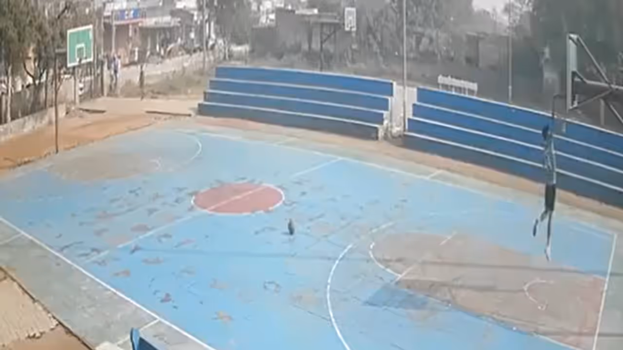 Basket Ball Player Dies in Court