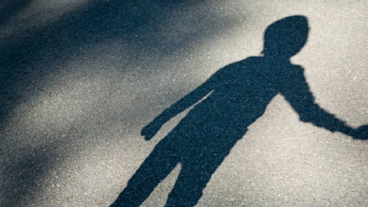 child shadow child shadow