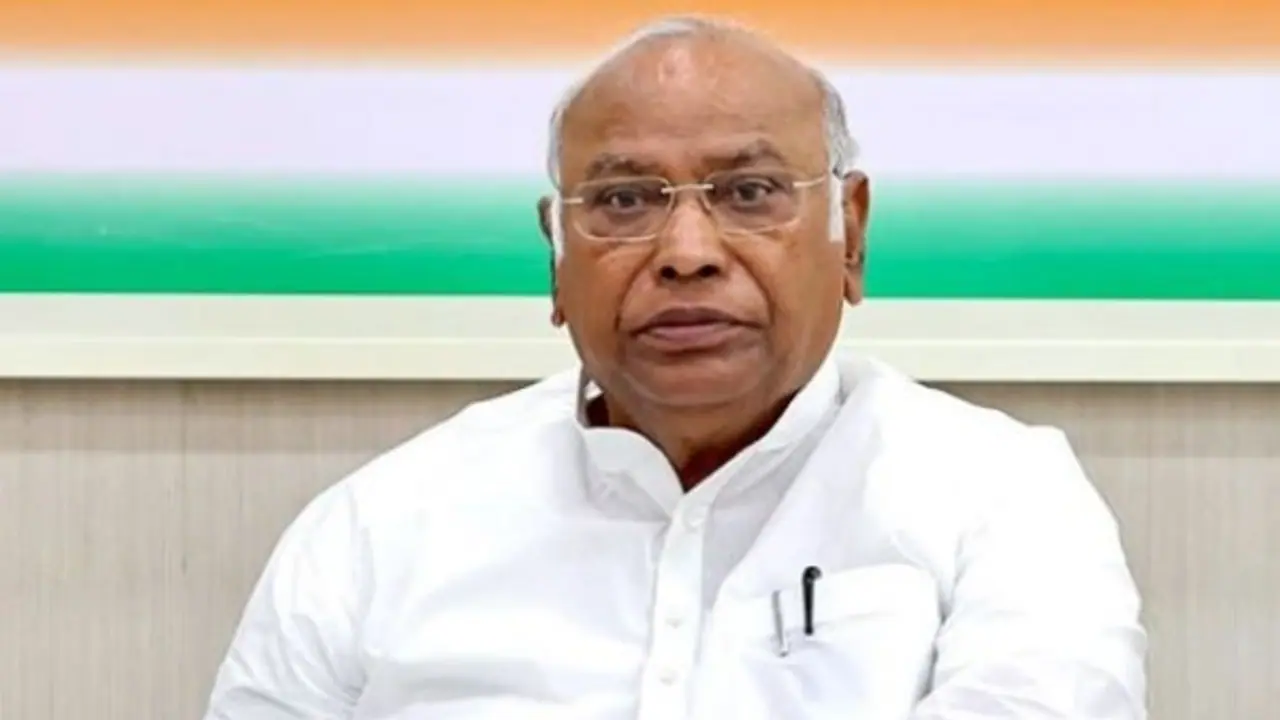 Congress President Mallikarjun Kharge (File Photo/ANI) Congress President Mallikarjun Kharge (File Photo/ANI)