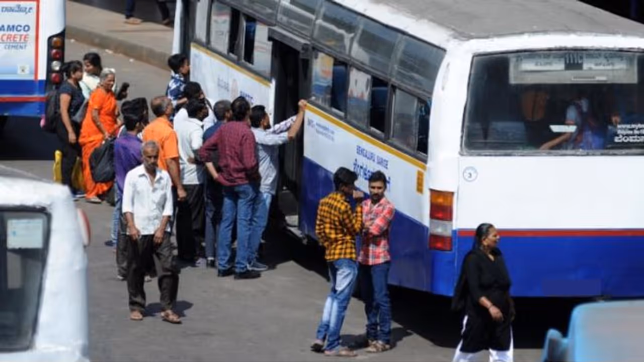 Bengaluru BMTC Bus ola uber bus service
