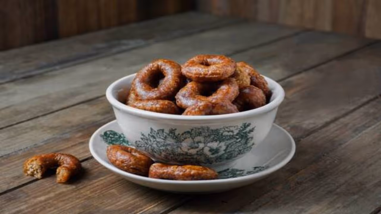 Diwali 2025 : How to make perfect adhirasam