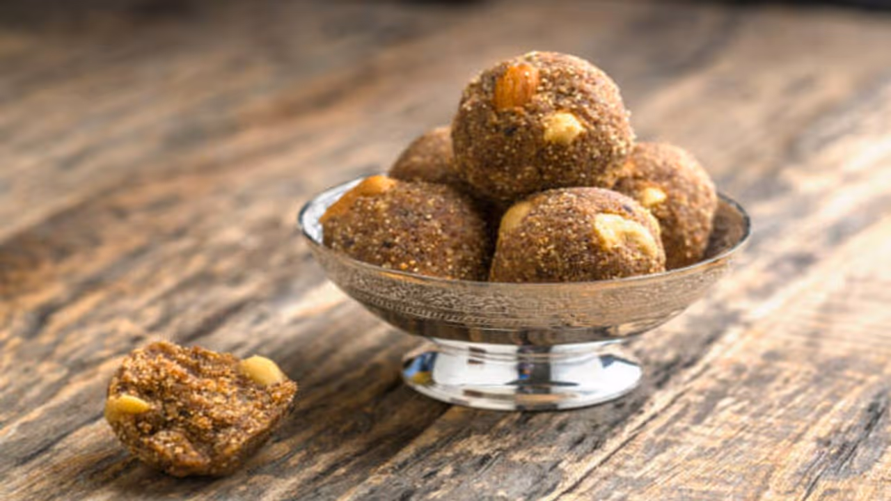 Fig Dry Fruit Laddu Recipe and its Health Benefits