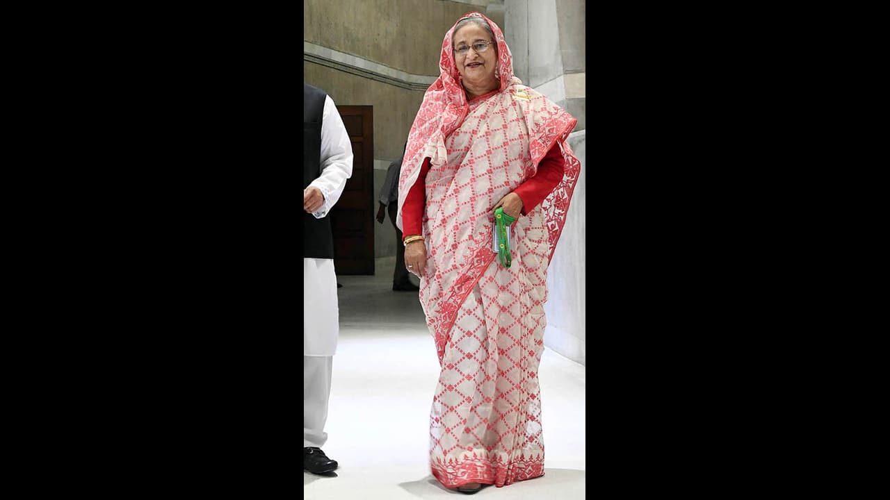 Hasina Shaikh Best unique expensive saree for evergreen fashion trend Hasina Shaikh Best unique expensive saree for evergreen fashion trend