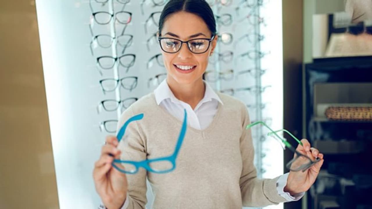 spectacle style spectacle style