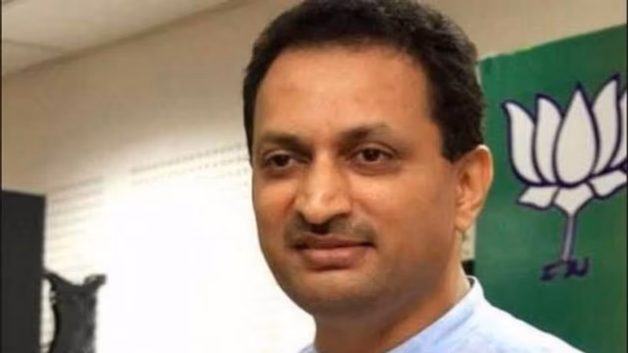 Ananth Kumar hegde Ananth Kumar hegde