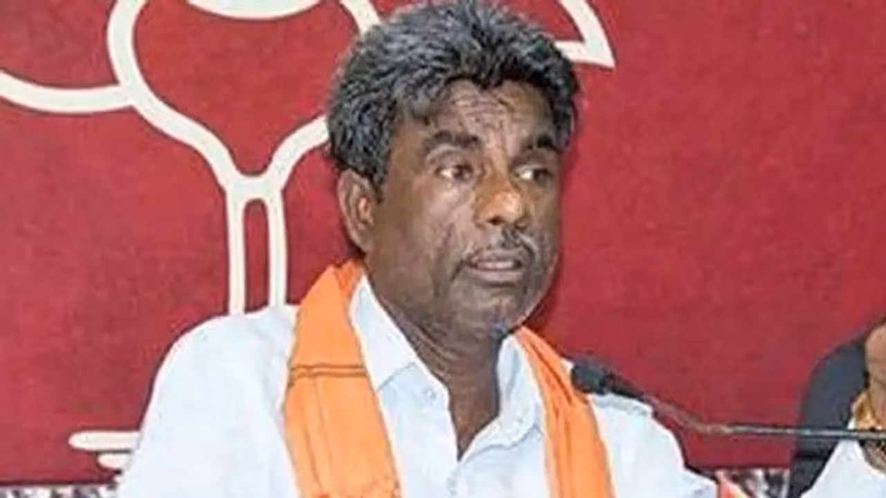 Kota Shrinivas Poojari Kota Shrinivas Poojari