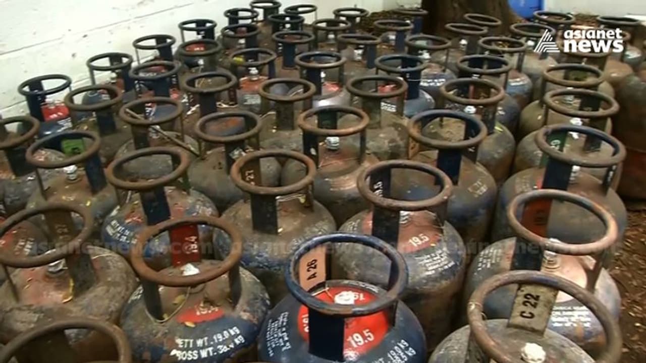 Commercial Cylinder LPG 011121