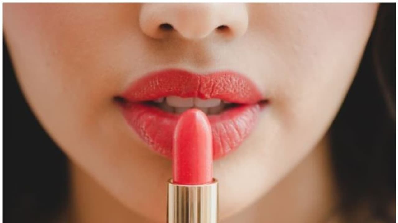 lipstick lipstick