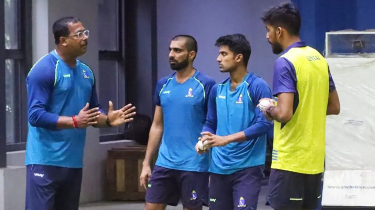 Bengal Cricket team new head coach Laxmi Ratan Shukla Started practice in Eden Gardens indore spb Bengal Cricket team new head coach Laxmi Ratan Shukla Started practice in Eden Gardens indore spb