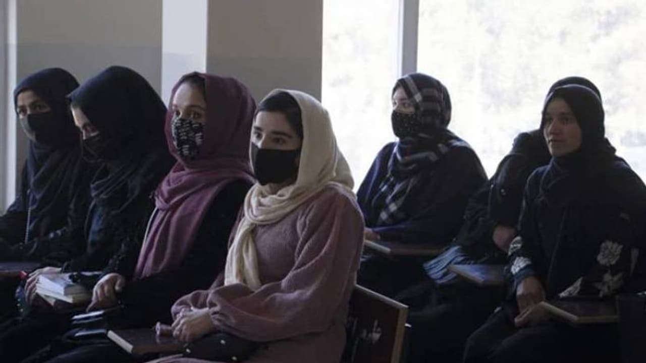 Afghan woman Right Afghan woman Right