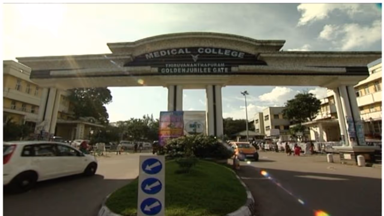 DOCTORS strike DOCTORS strike