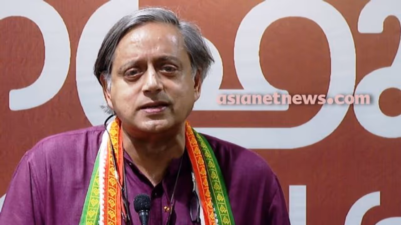 Shashi Tharoor against Air India
