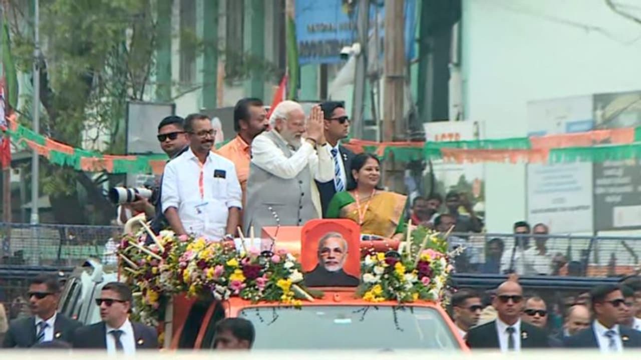 PM Modi Thrissur roadshow